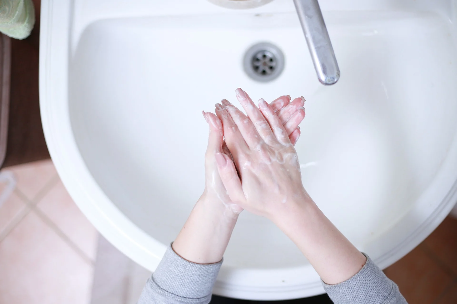 hand-washing-4818792_1920